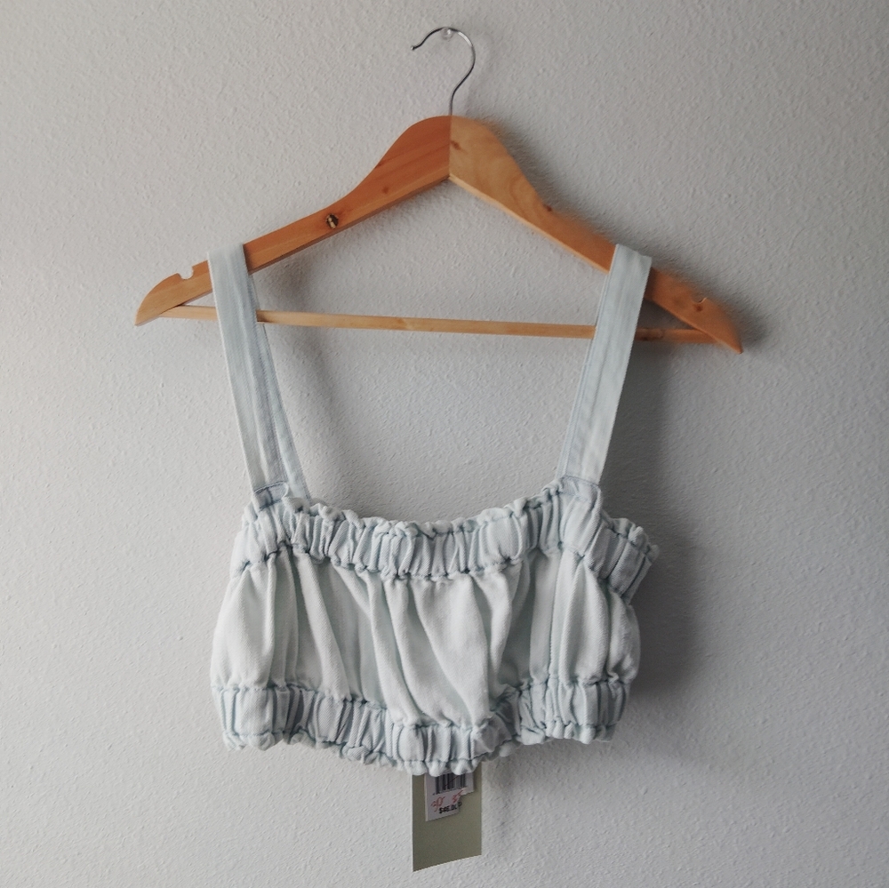 Weekend Los Angeles Light Blue Ruffled Top
